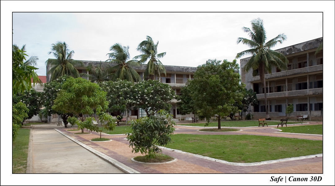 2006 - 07 - Phnom Penh - S21 - 02